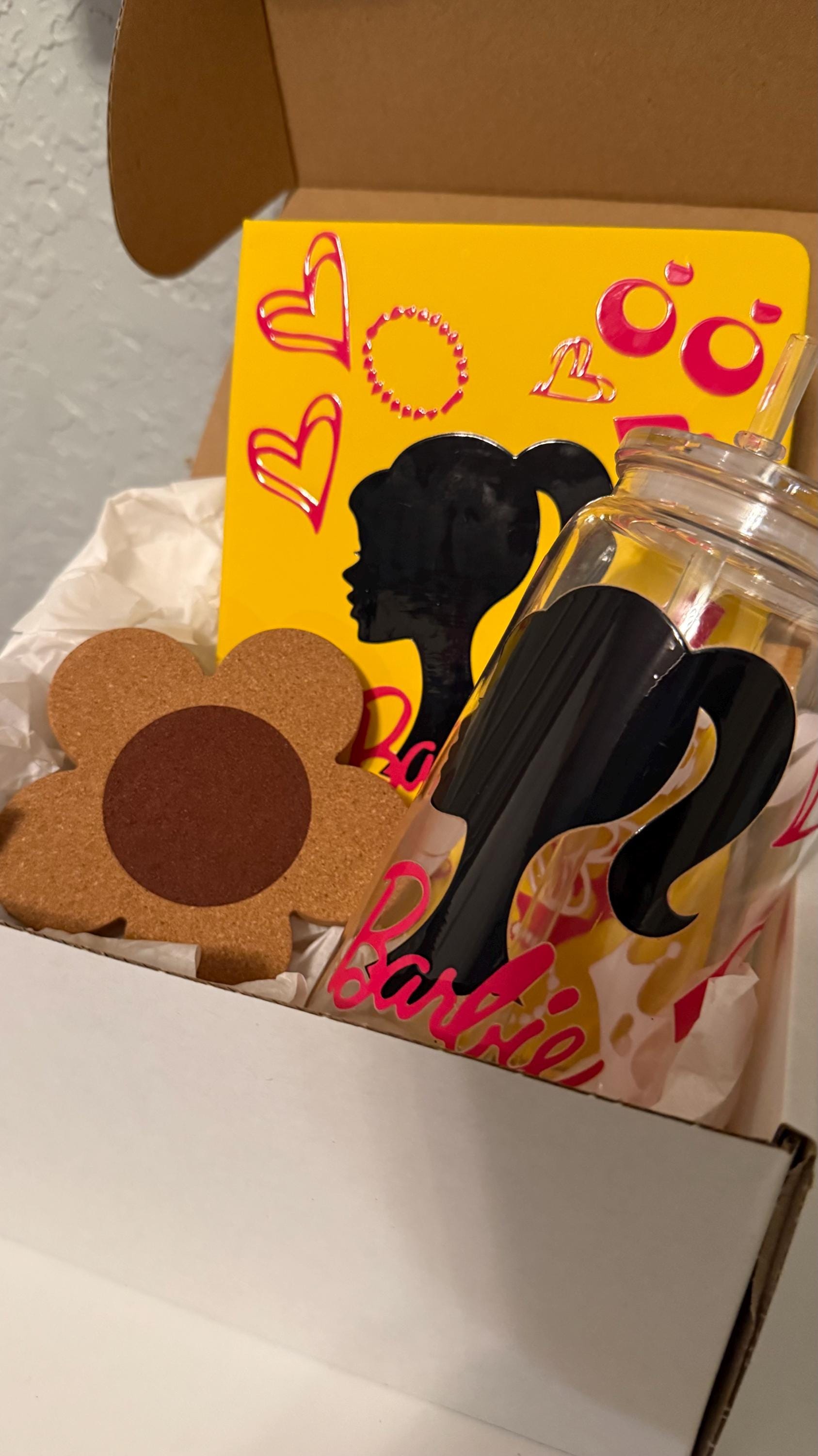 Barbie Fan Gift Set – Tumbler, Notebook & Daisy Coaster