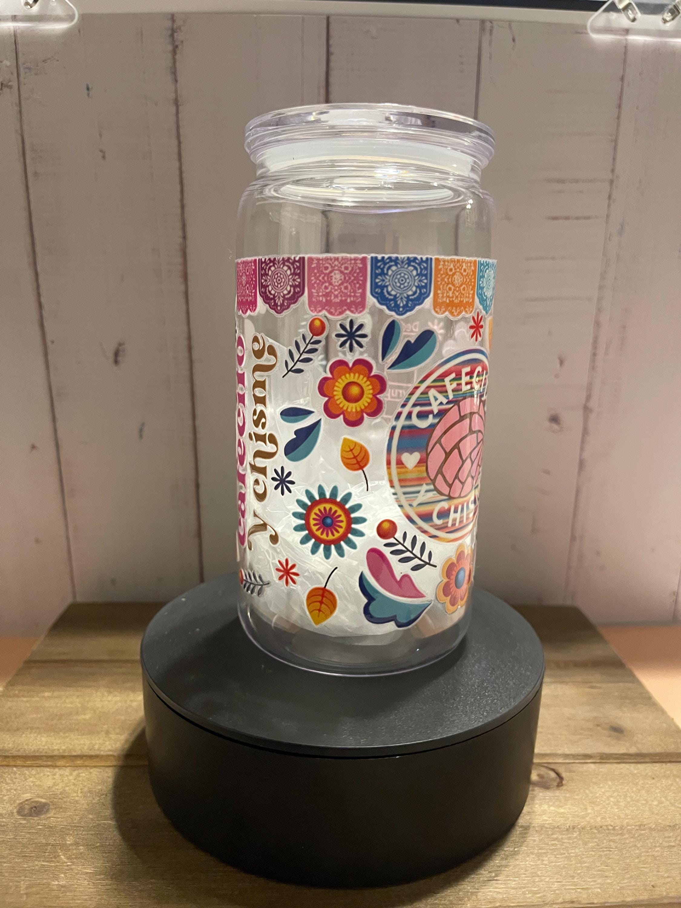 Cafecito y Chisme Plastic Tumbler | 16oz Reusable Cup | Mexican-Inspired Coffee Cup